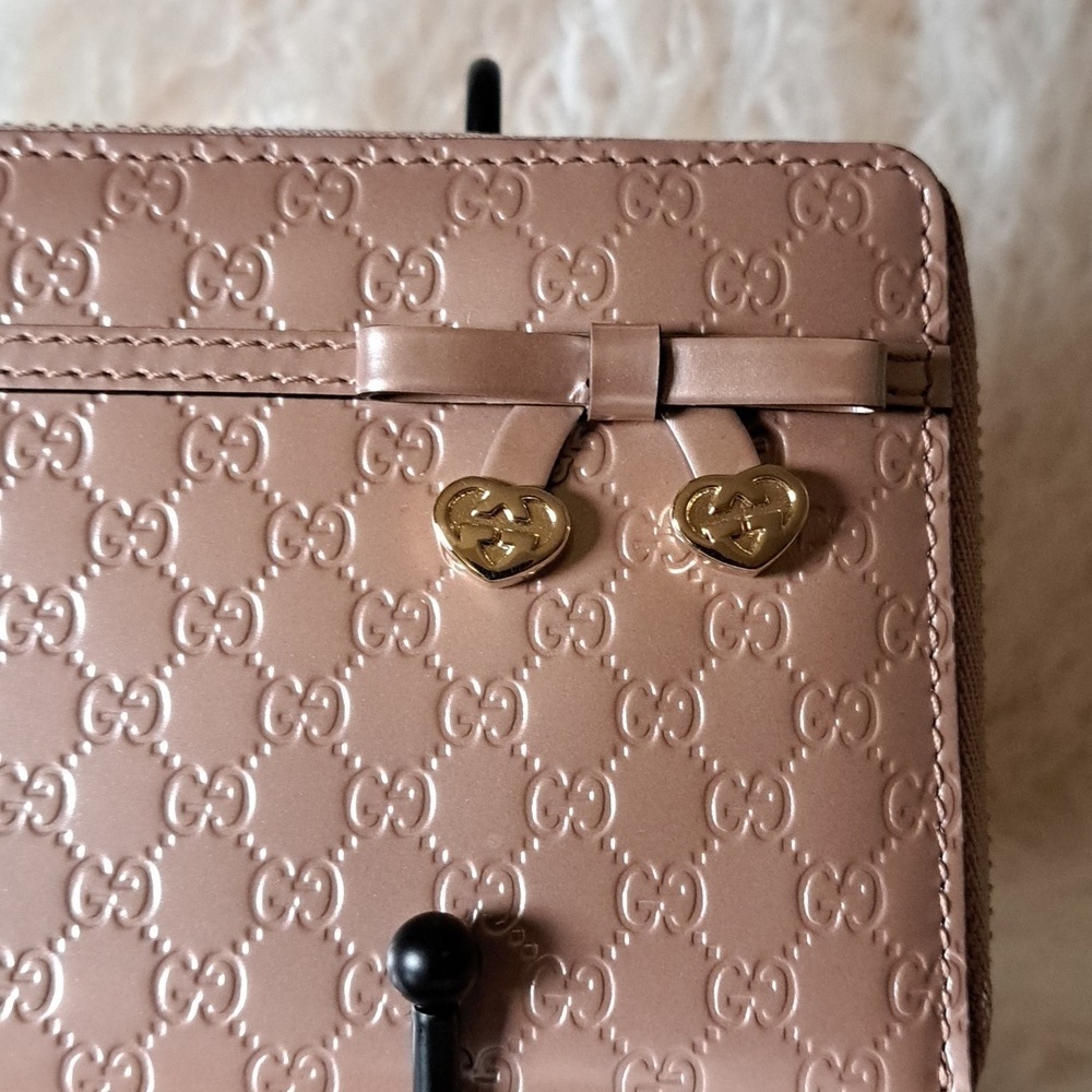 Gucci Micro Guccissima Bow Wallet EUC - Picture 3 of 17